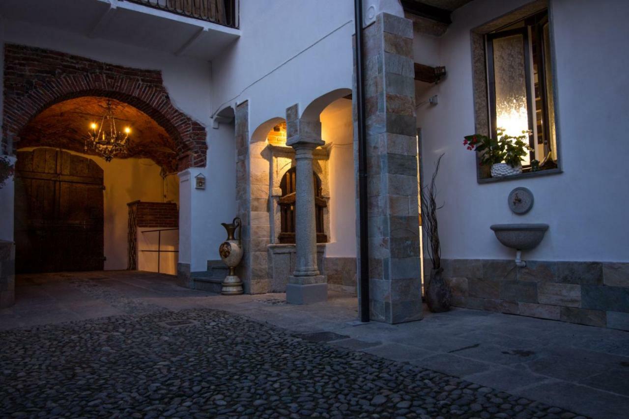 Mansarde & Suite Maison 1706 Lago Orta Borgomanero Kültér fotó