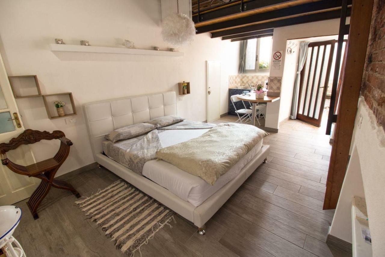Mansarde & Suite Maison 1706 Lago Orta Borgomanero Kültér fotó