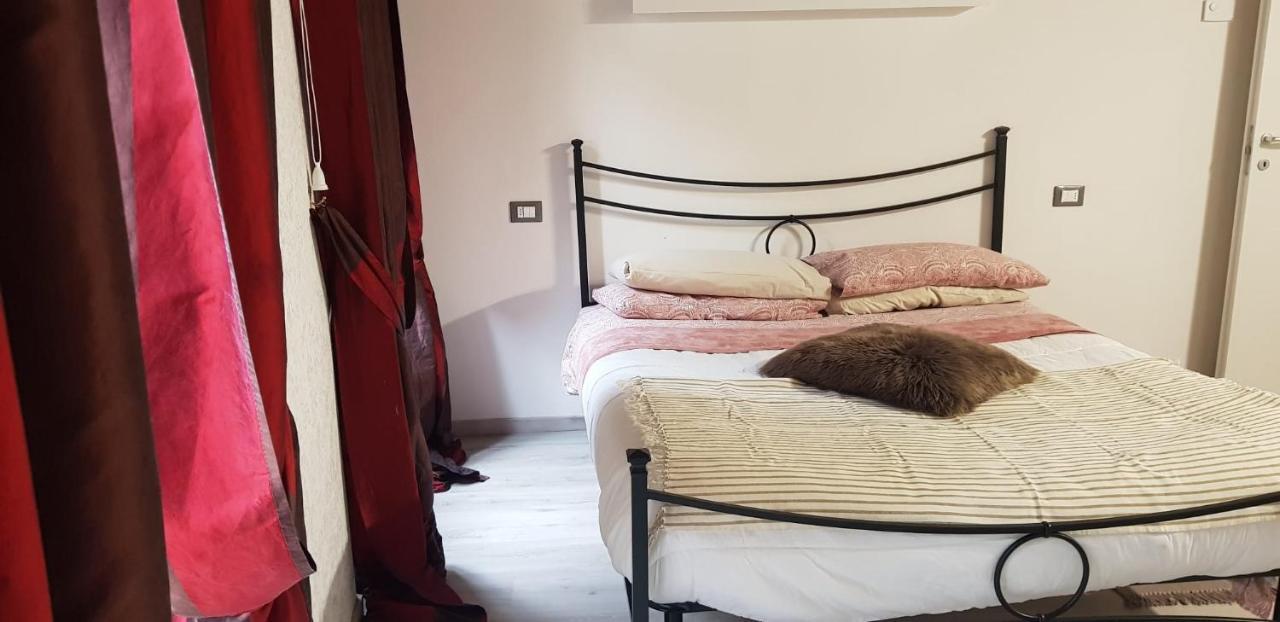 Mansarde & Suite Maison 1706 Lago Orta Borgomanero Kültér fotó