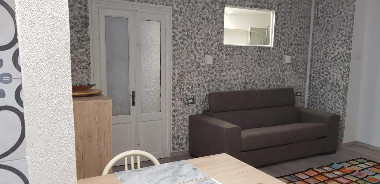 Mansarde & Suite Maison 1706 Lago Orta Borgomanero Kültér fotó