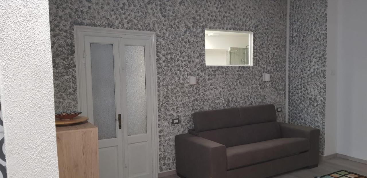 Mansarde & Suite Maison 1706 Lago Orta Borgomanero Kültér fotó
