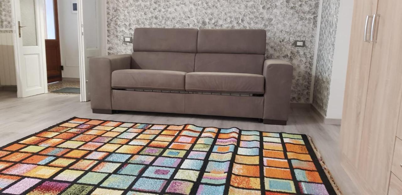 Mansarde & Suite Maison 1706 Lago Orta Borgomanero Kültér fotó